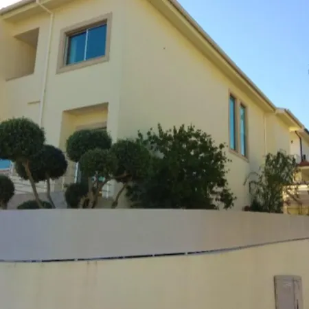 House With 4 Bedrooms In Palmeira, With Furnished Garden And Wifi Braga