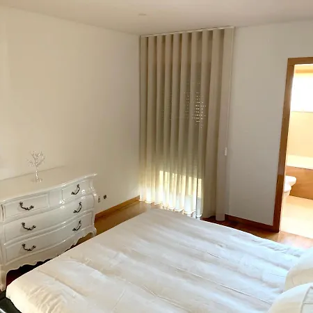 House With 4 Bedrooms In Palmeira, With Furnished Garden And Wifi Dom wakacyjny *